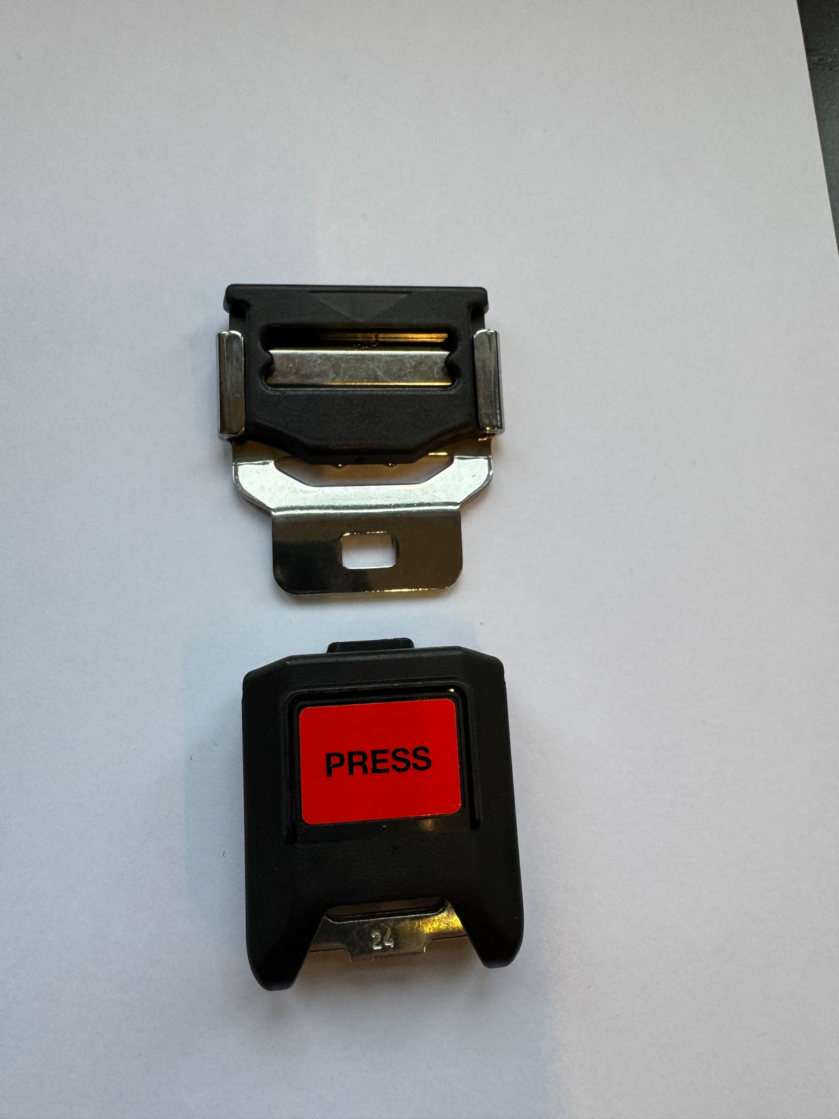 Chest KIT small, metallic buckles